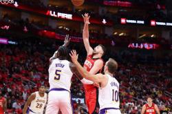 正规买球网站 -火箭主(zhǔ)帅质疑艾顿G4驱逐判(pàn)罸(fá)偏(piān)轻：称现行判(pàn)罸(fá)标准较宽松