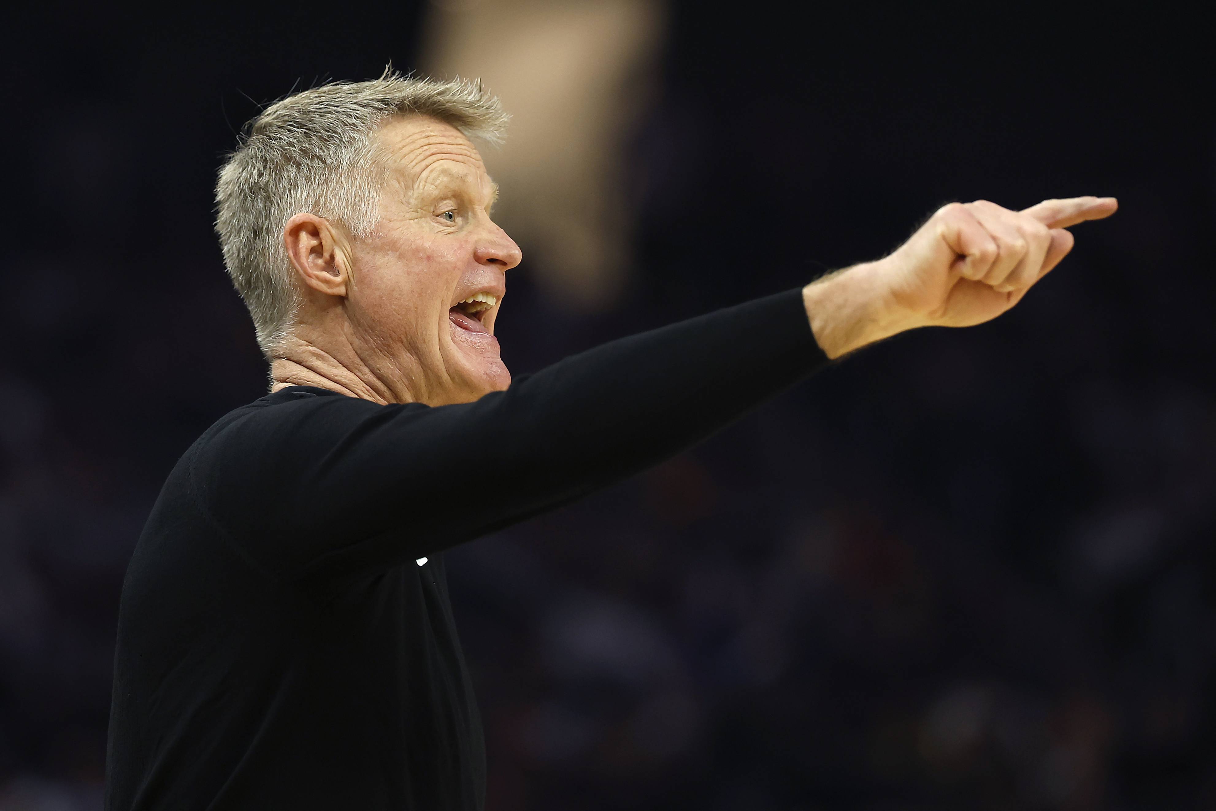 反转！科尔拒千万年薪，不是嫌少，而是不想陪库里“浪费时间”？